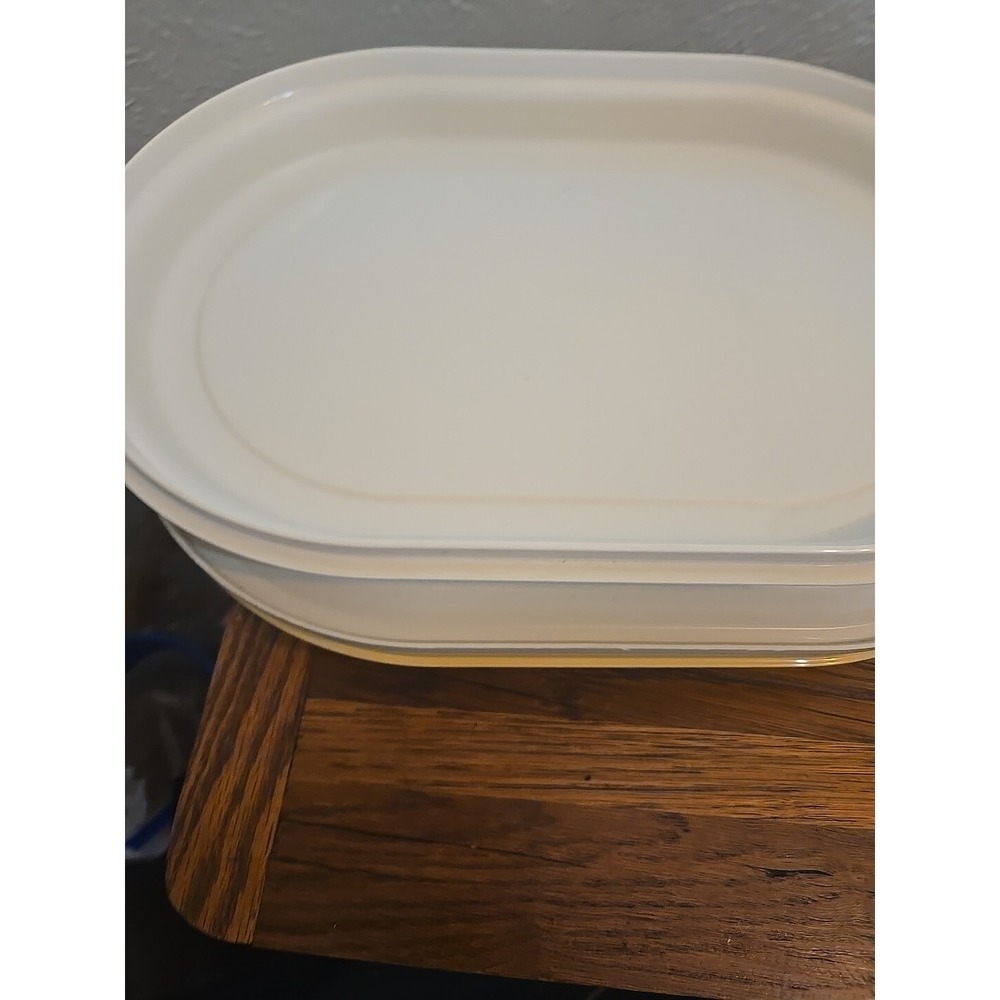 Vintage Tupperware Harvest Gold And Almond Server/Keeper 2 Pc. Set Hot/Cold - Picture 2 of 4
